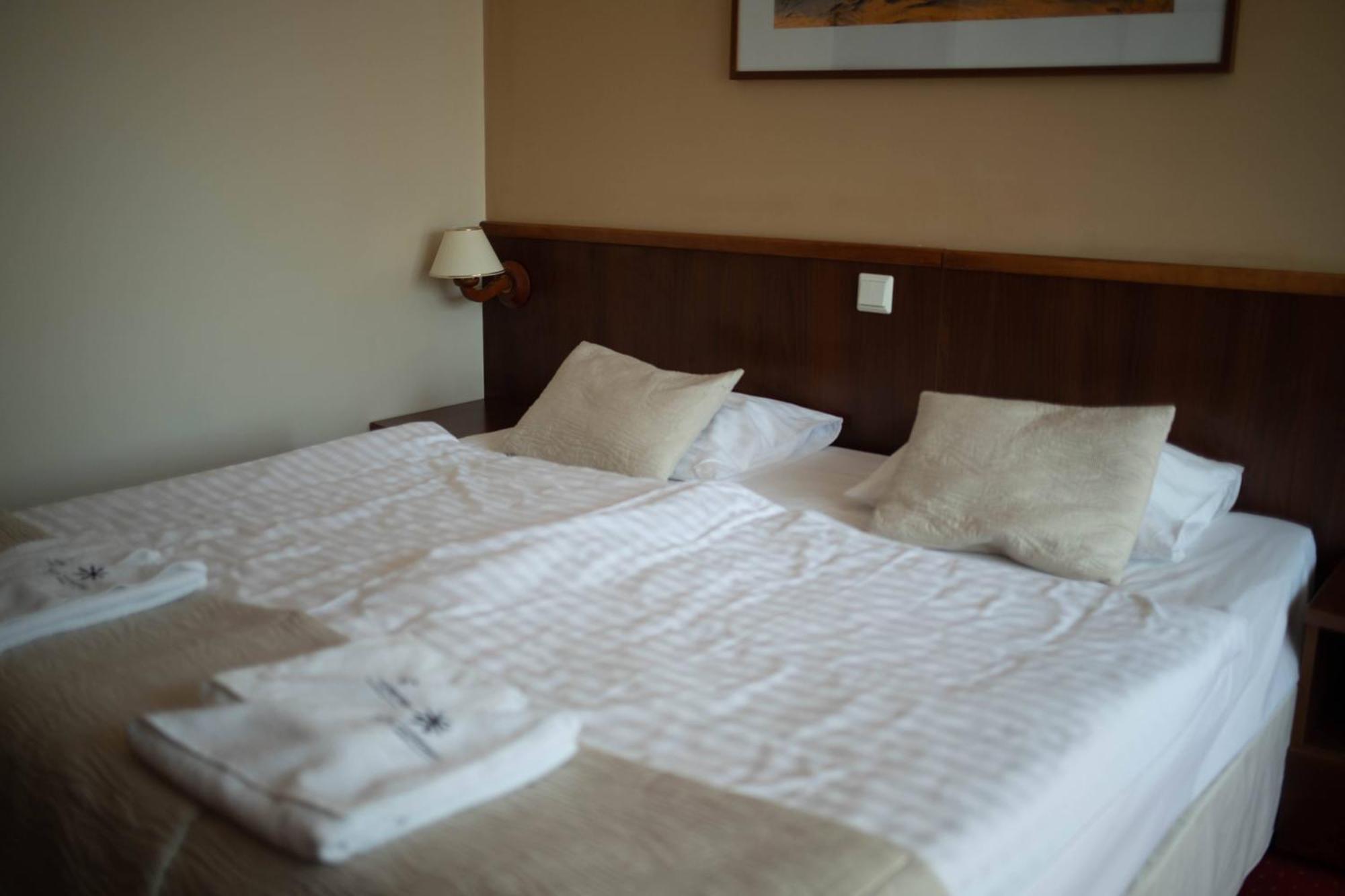 Hotel Nadmorski Łeba Εξωτερικό φωτογραφία