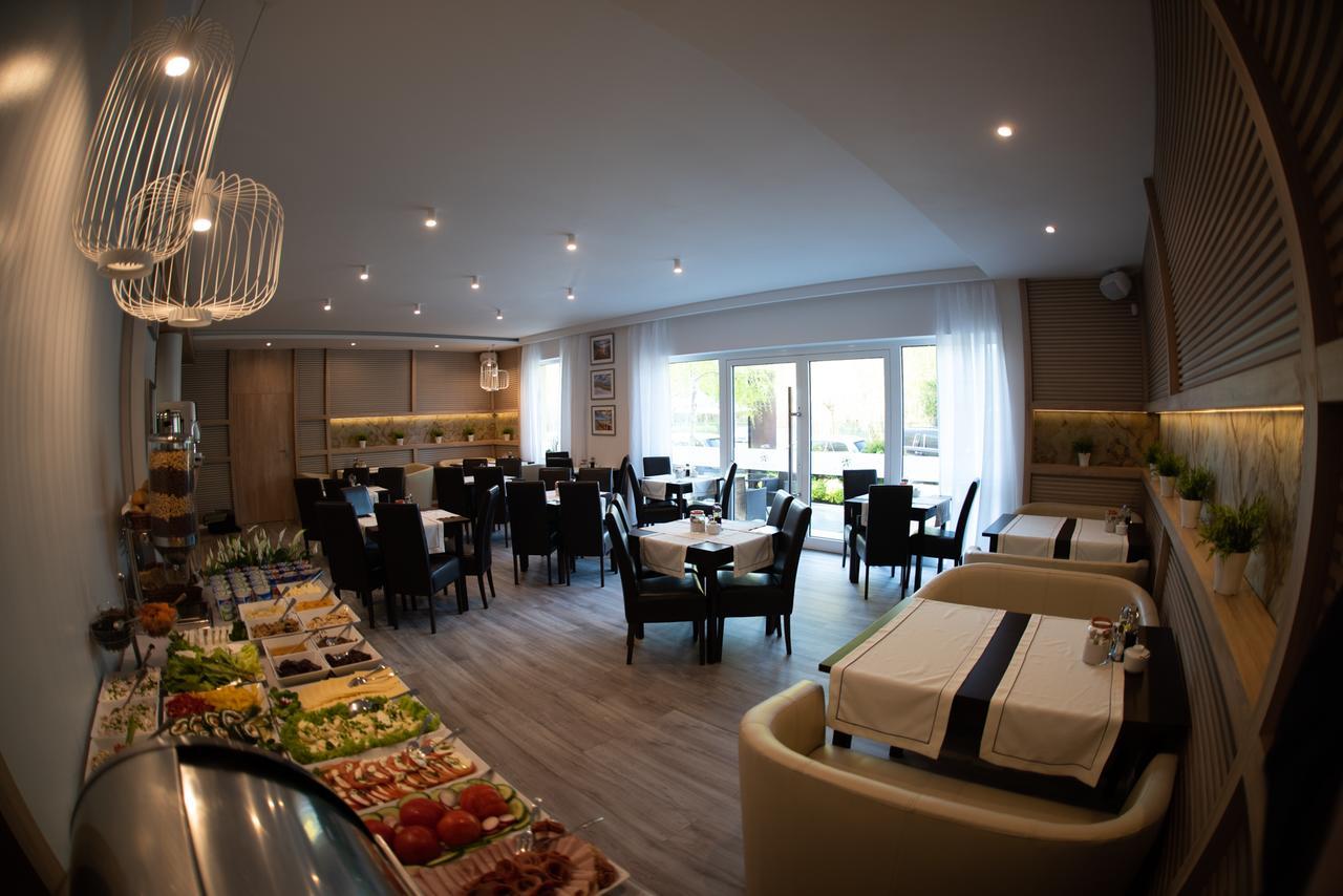 Hotel Nadmorski Łeba Εξωτερικό φωτογραφία